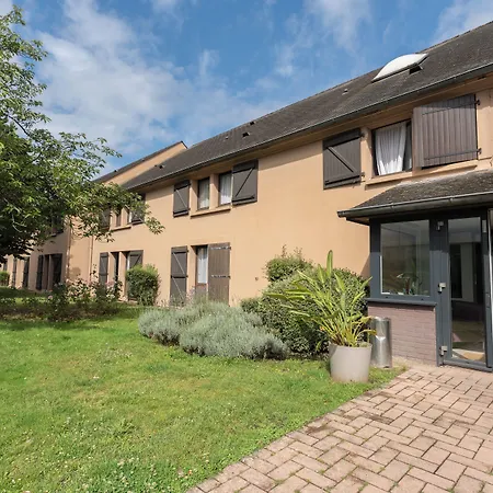 Hotel Inn Design & Restaurant Carquefou 2*