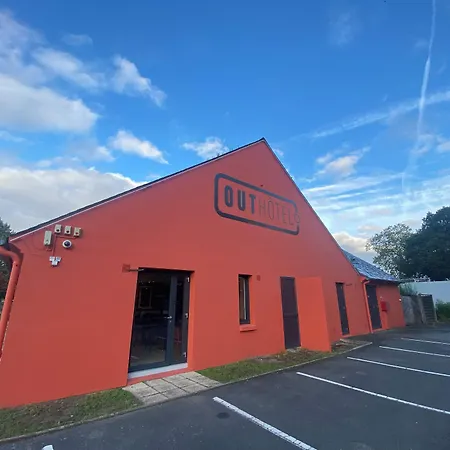 Otel Out In Nantes-carquefou Carquefou